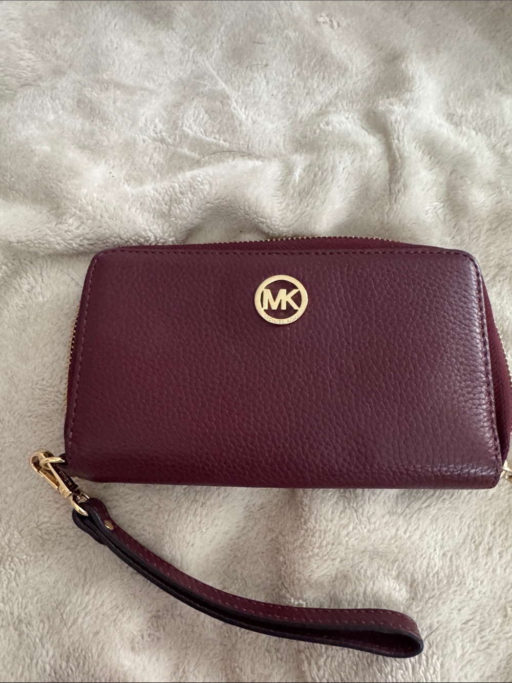 Michael Kors wristlet